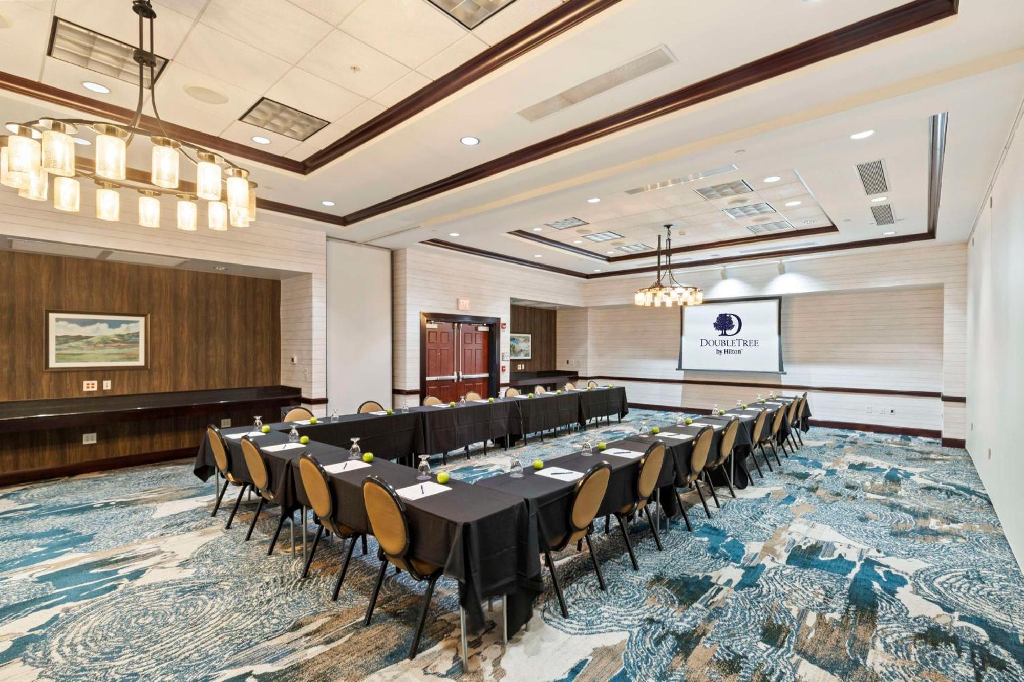 Doubletree By Hilton Front Royal Blue Ridge Shadows Ξενοδοχείο Εξωτερικό φωτογραφία