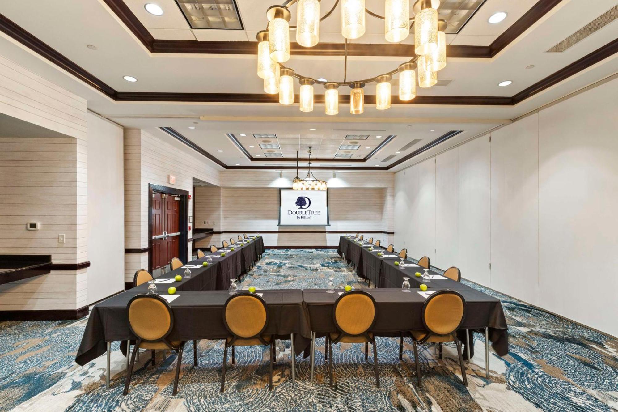 Doubletree By Hilton Front Royal Blue Ridge Shadows Ξενοδοχείο Εξωτερικό φωτογραφία